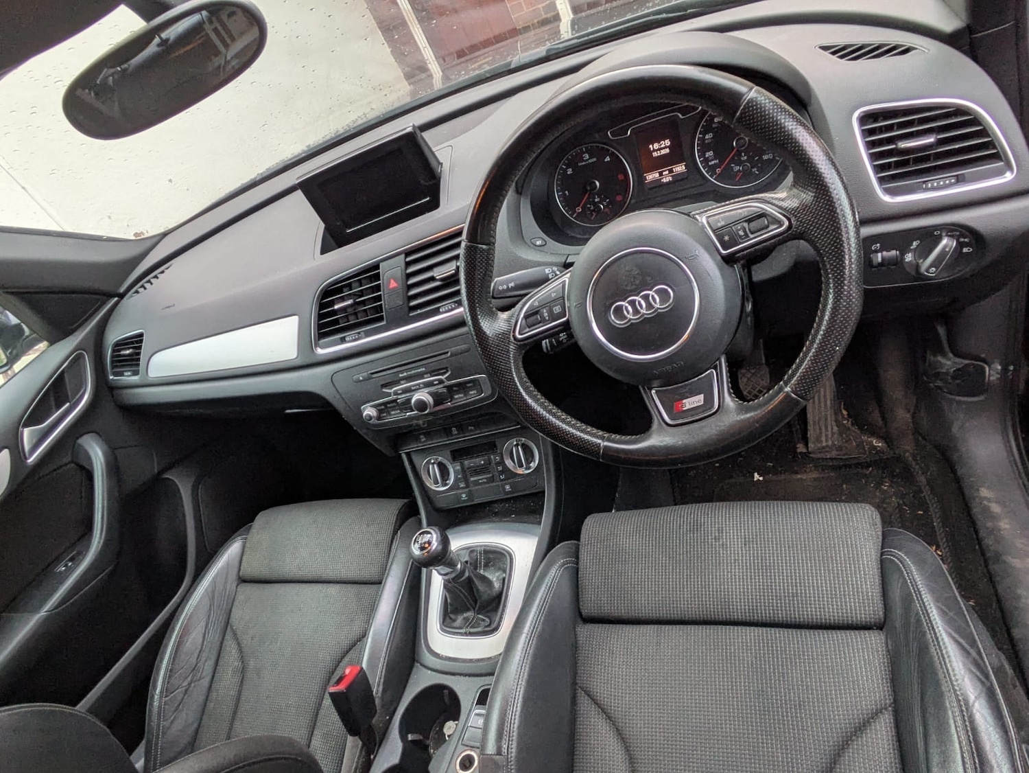 Used Audi Q3 2012 for sale - 77669229: Photo 4