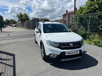 Used Dacia Sandero Stepway 2019 for sale - 78421410: Photo