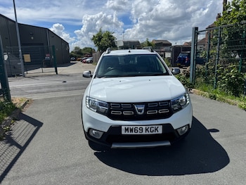 Used Dacia Sandero Stepway 2019 for sale - 78421410: Photo