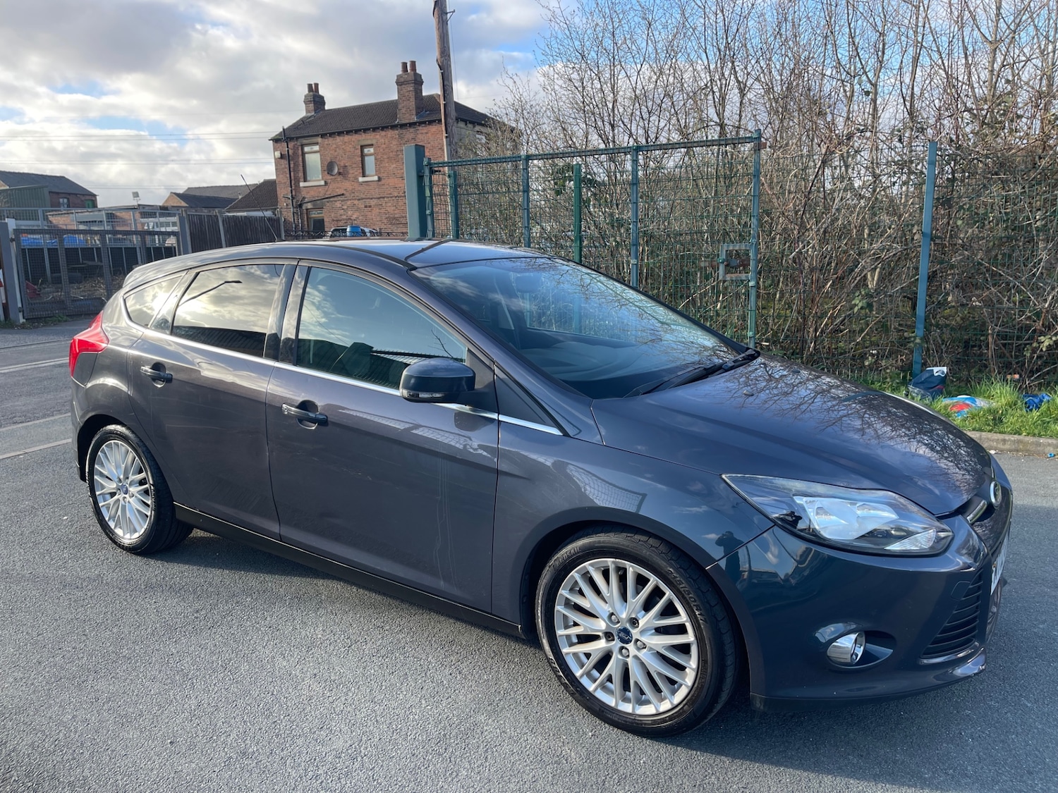 Used Ford Focus 2012 for sale - 77833829: Photo 11