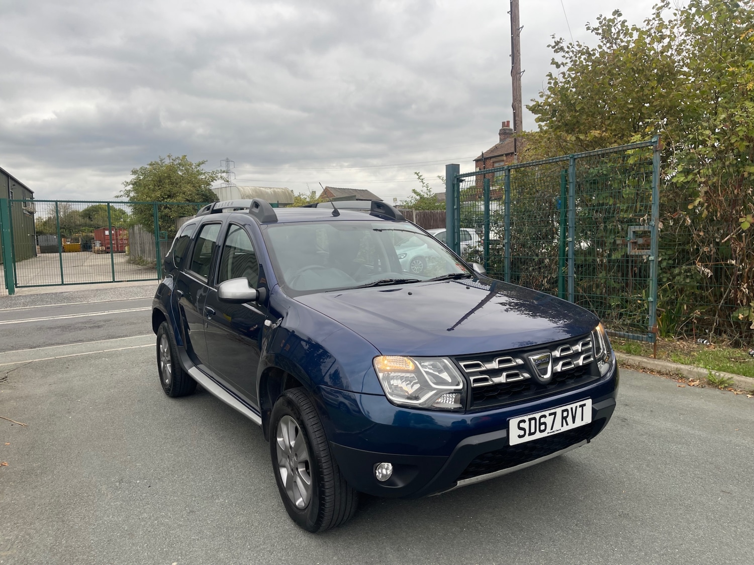 Used Dacia Duster 2017 for sale - 77767005: Photo 2