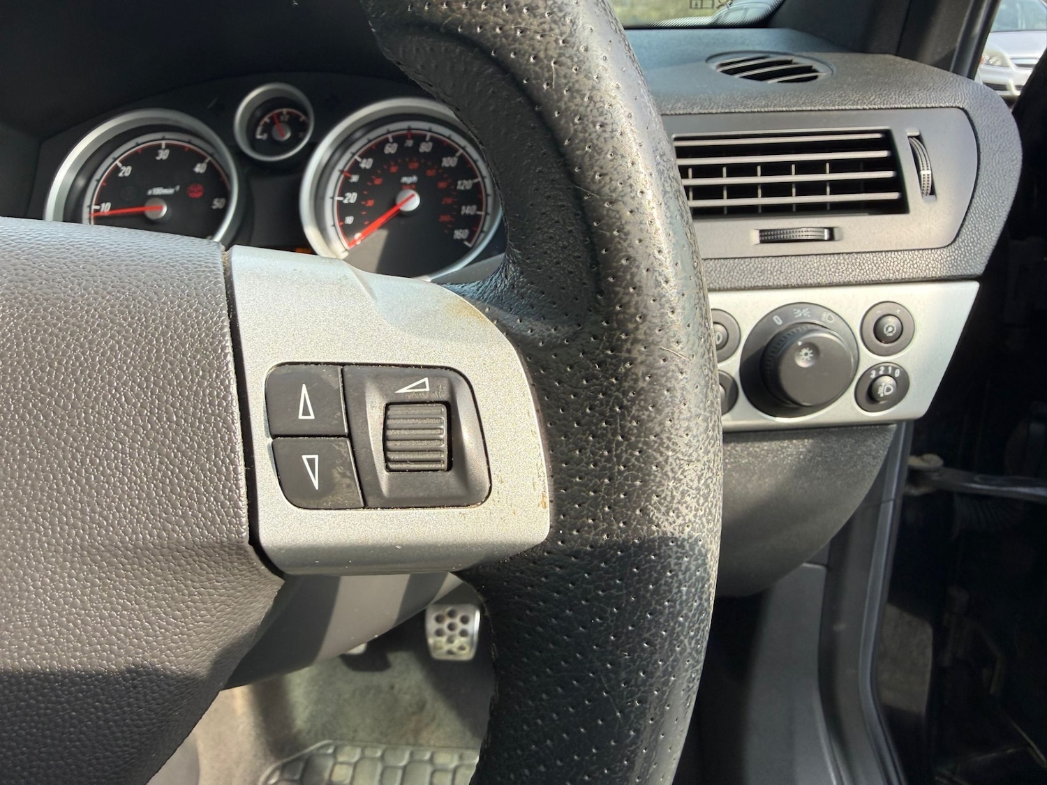 Used Vauxhall Astra 2008 for sale - 77976945: Photo 14