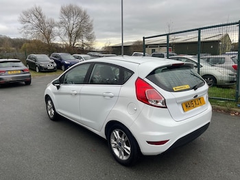 Used Ford Fiesta 2015 for sale - 77595843: Photo