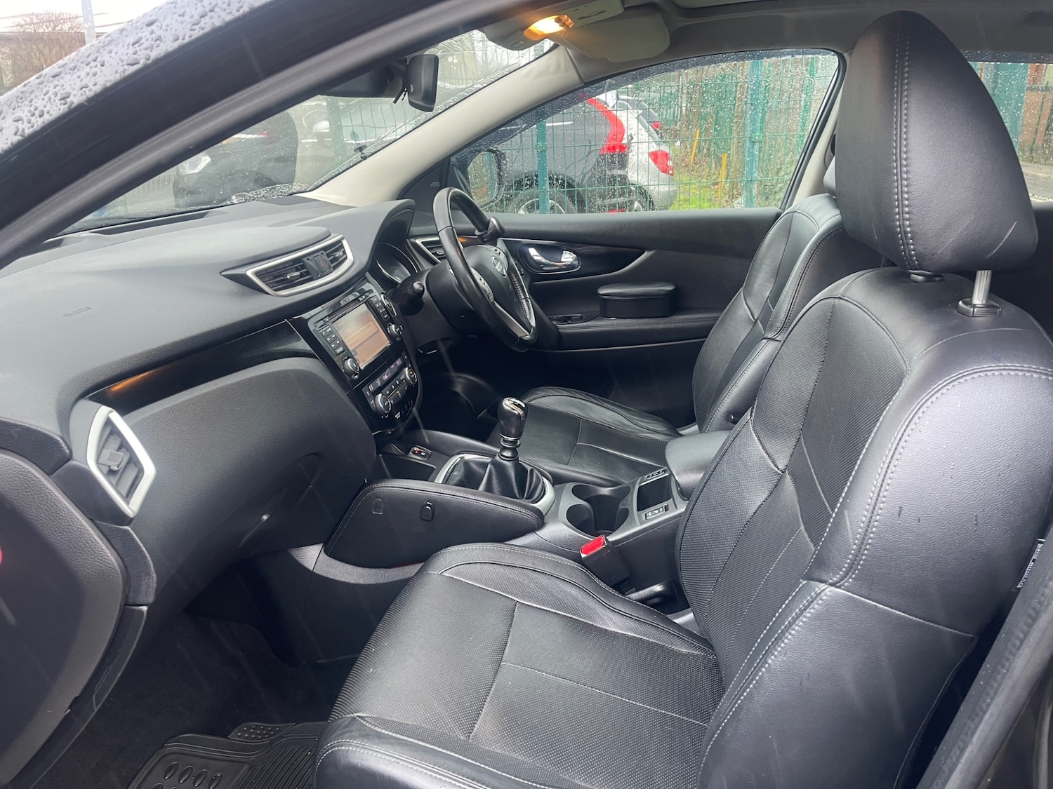 Used Nissan Qashqai 2017 for sale - 77543840: Photo 17