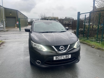 Used Nissan Qashqai 2017 for sale - 77543840: Photo