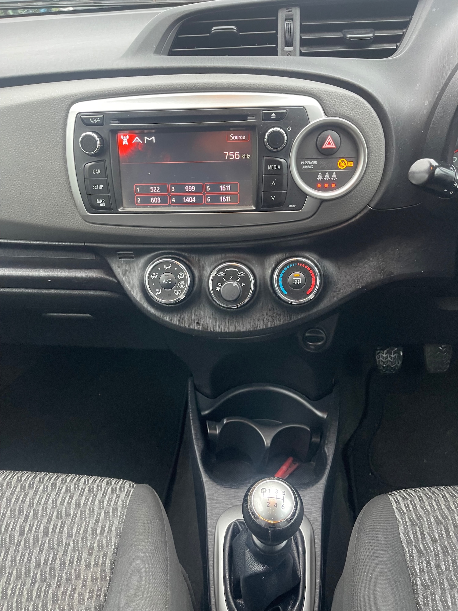 Used Toyota Yaris 2013 for sale - 77565323: Photo 25