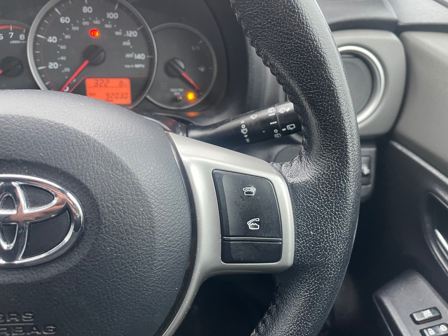 Used Toyota Yaris 2013 for sale - 77565323: Photo 28