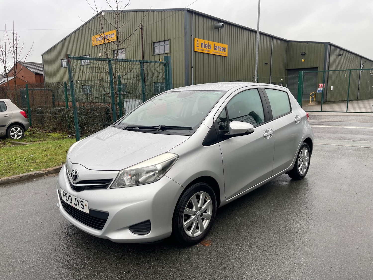 Used Toyota Yaris 2013 for sale - 77565323: Photo 5