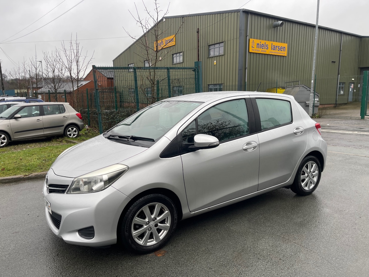 Used Toyota Yaris 2013 for sale - 77565323: Photo 6