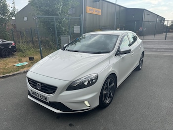Used Volvo V40 2013 for sale - 79223352: Photo