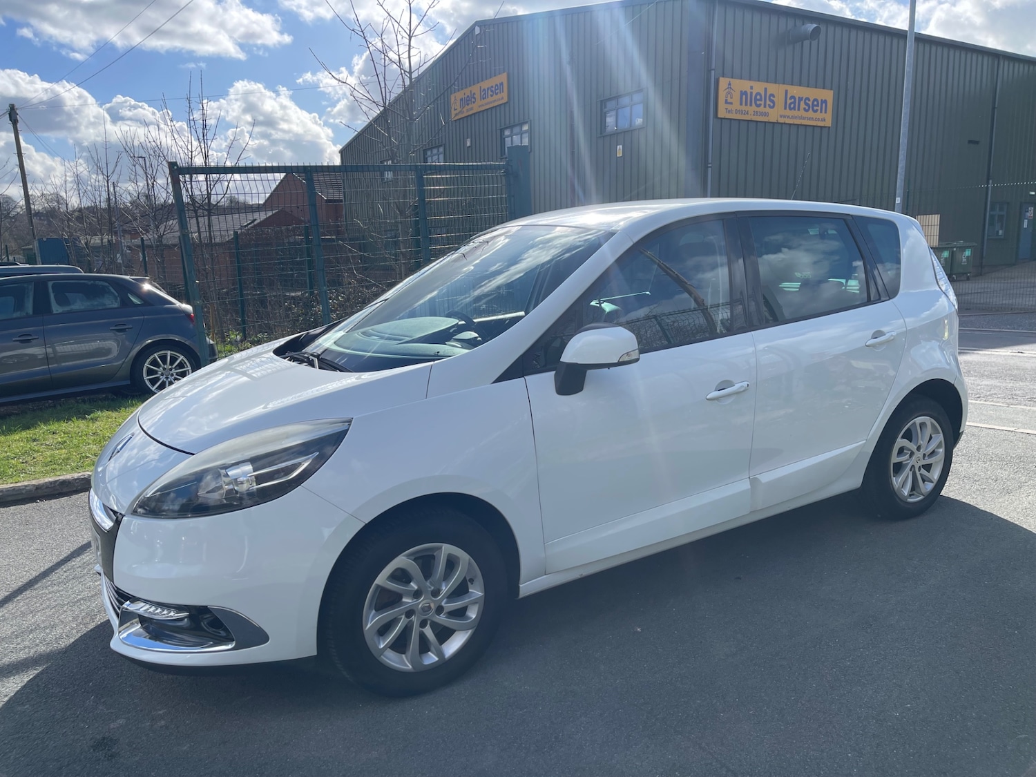 Used Renault Scenic 2012 for sale - 77889331: Photo 4