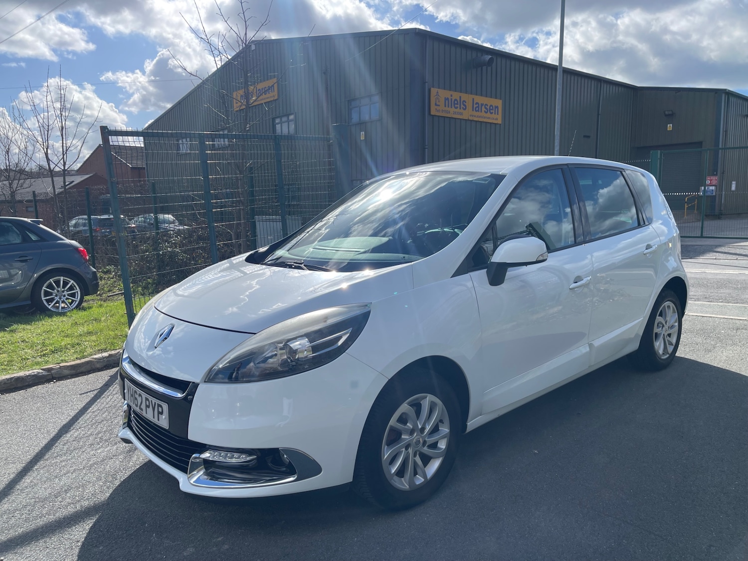 Used Renault Scenic 2012 for sale - 77889331: Photo 5