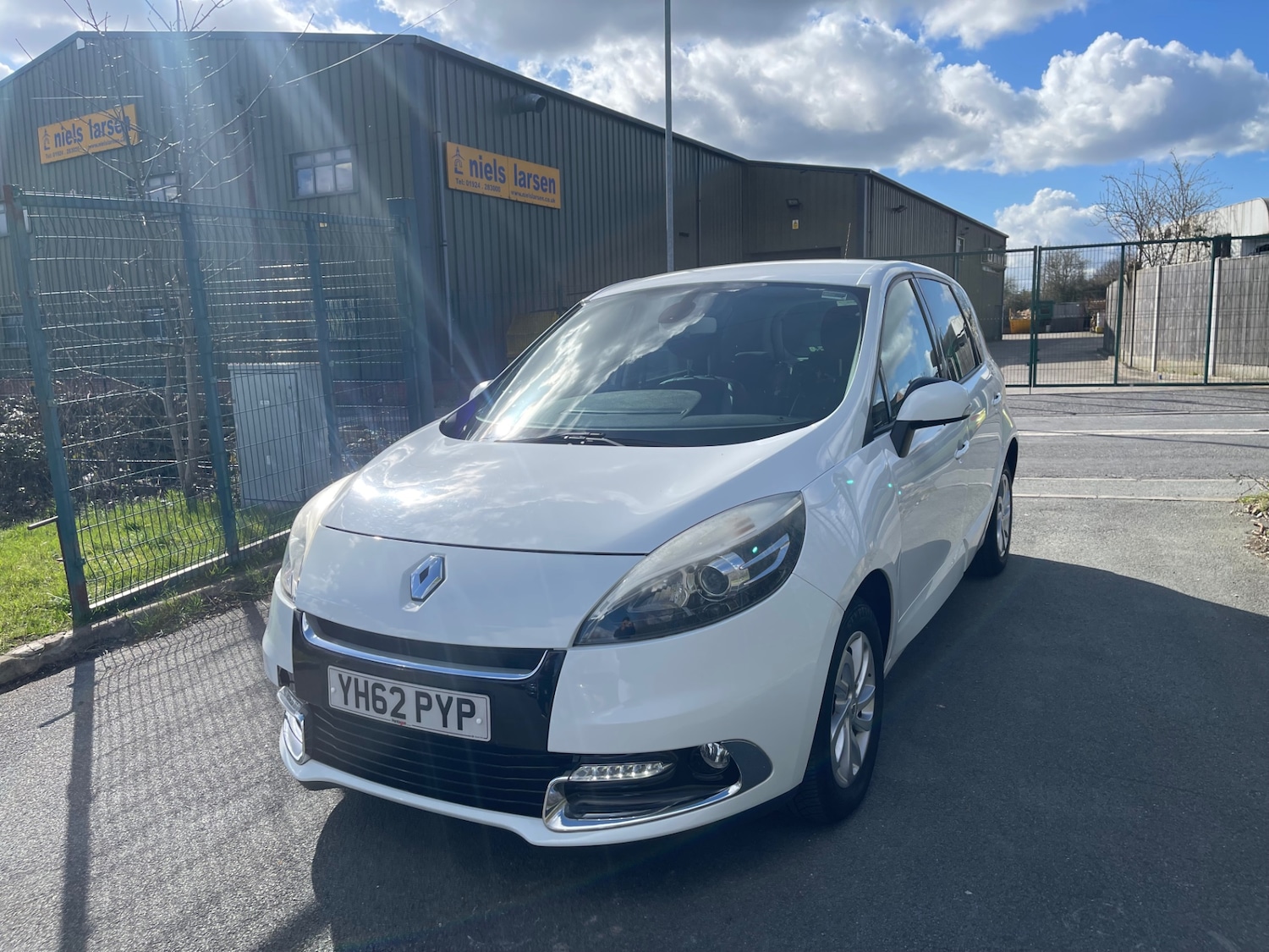 Used Renault Scenic 2012 for sale - 77889331: Photo 6