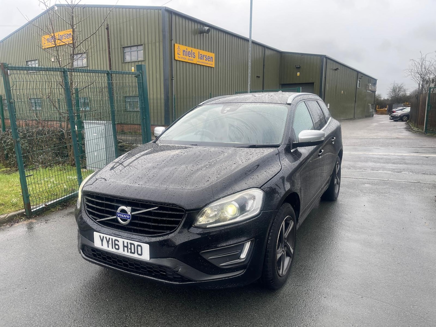 Used Volvo XC60 2016 for sale - 77595617: Photo 2