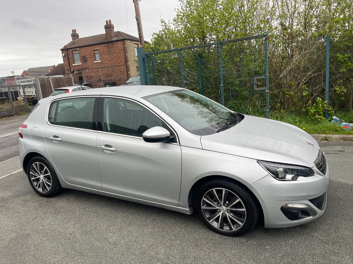 Used Peugeot 308 2014 for sale - 78183243: Photo 14