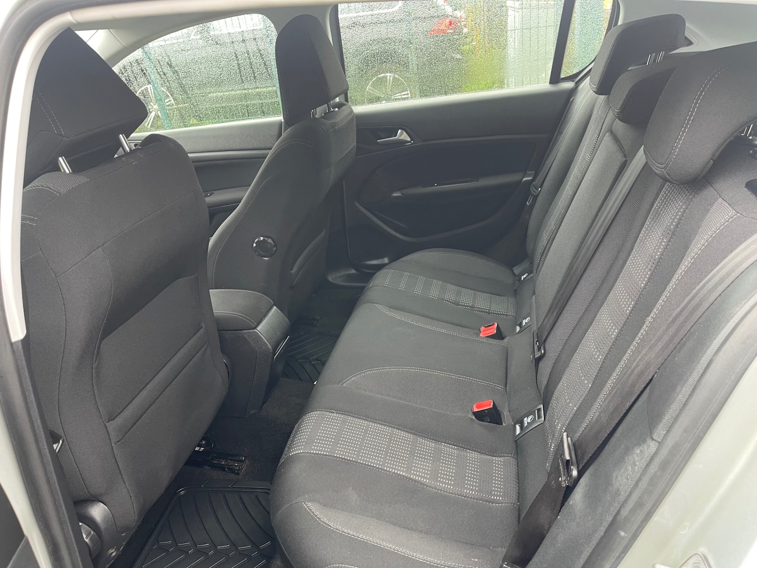 Used Peugeot 308 2014 for sale - 78183243: Photo 19