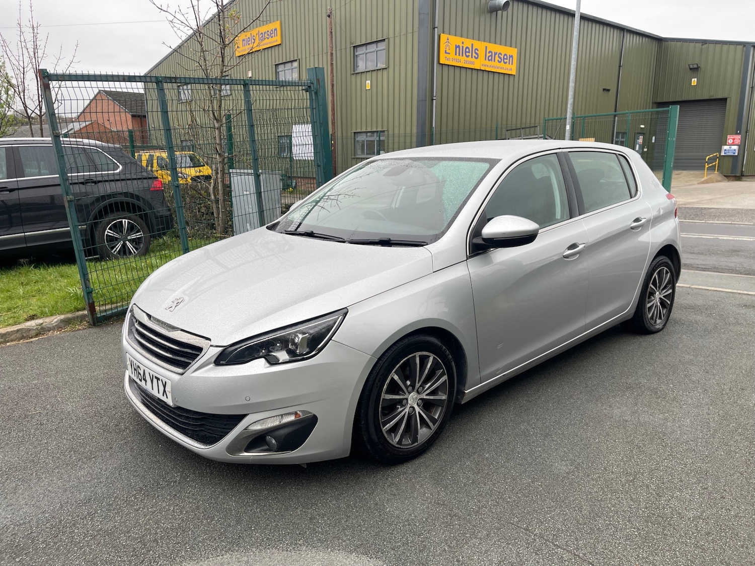 Used Peugeot 308 2014 for sale - 78183243: Photo 6