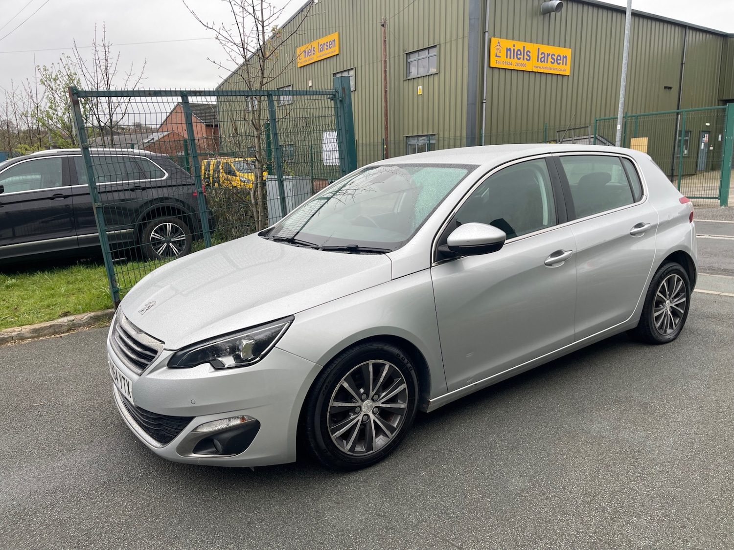 Used Peugeot 308 2014 for sale - 78183243: Photo 7