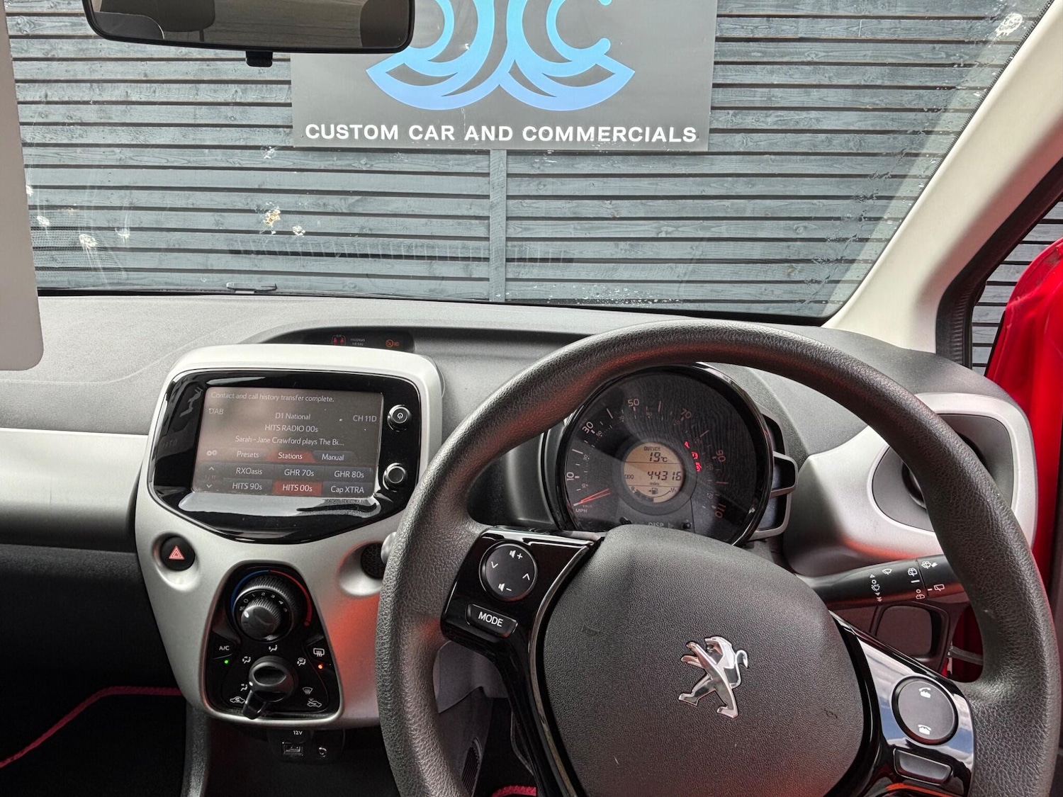 Used Peugeot 108 2016 for sale - 76408507: Photo 10