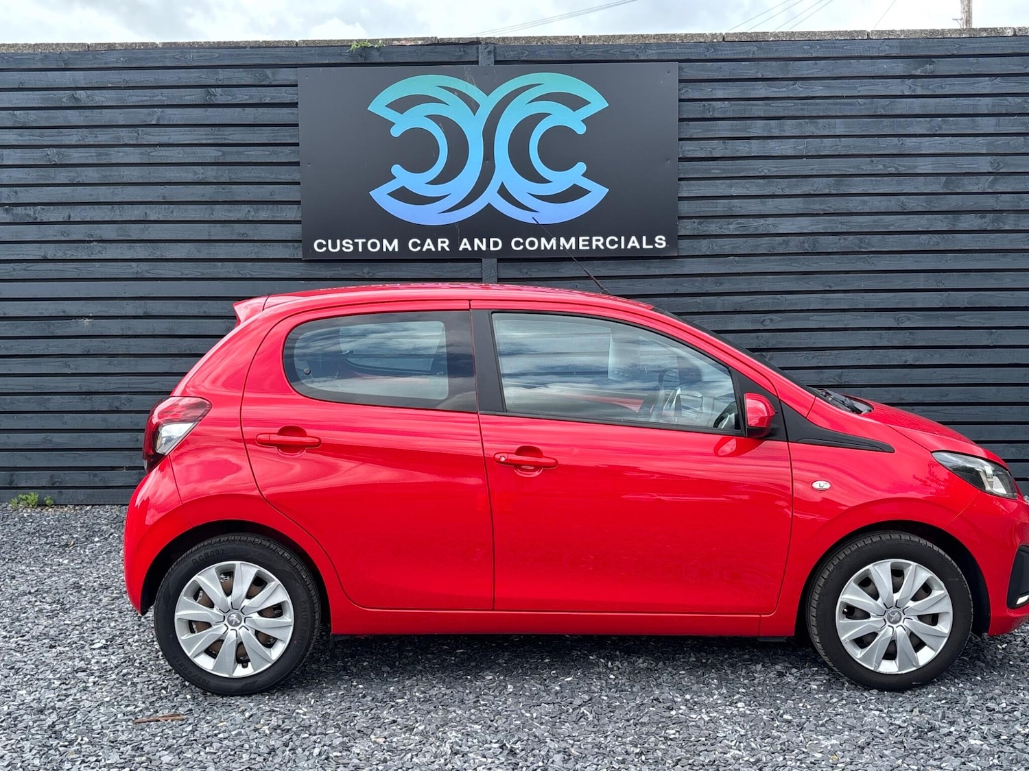 Used Peugeot 108 2016 for sale - 76408507: Photo 6