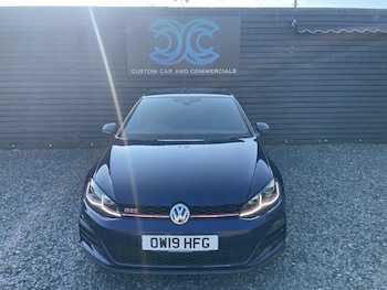 Used Volkswagen Golf 2019 for sale - 79287400: Photo