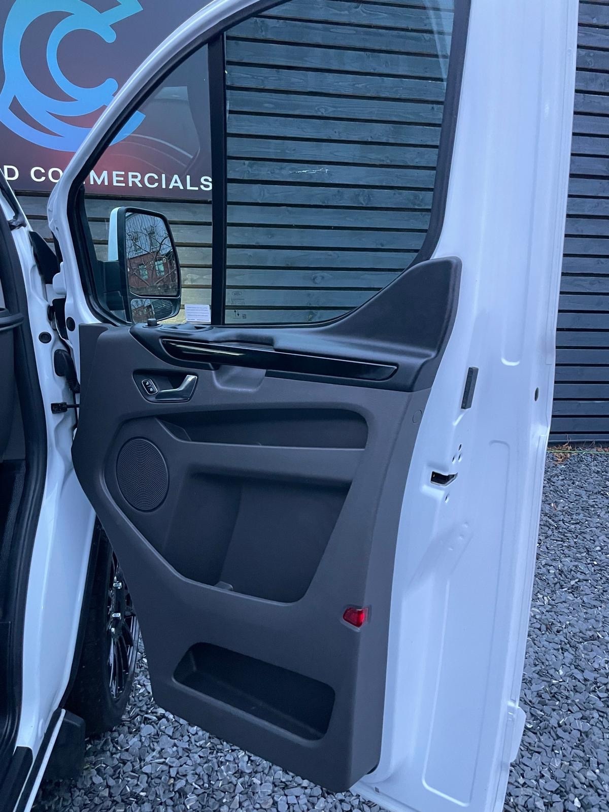 Used Ford Transit Custom 2022 for sale - 77201642: Photo 5