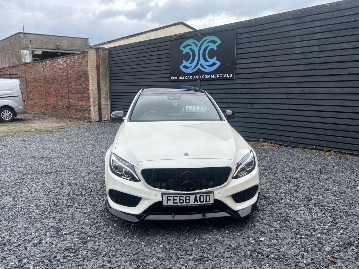 Used Mercedes-Benz C Class 2018 for sale - 76409432: Photo 2