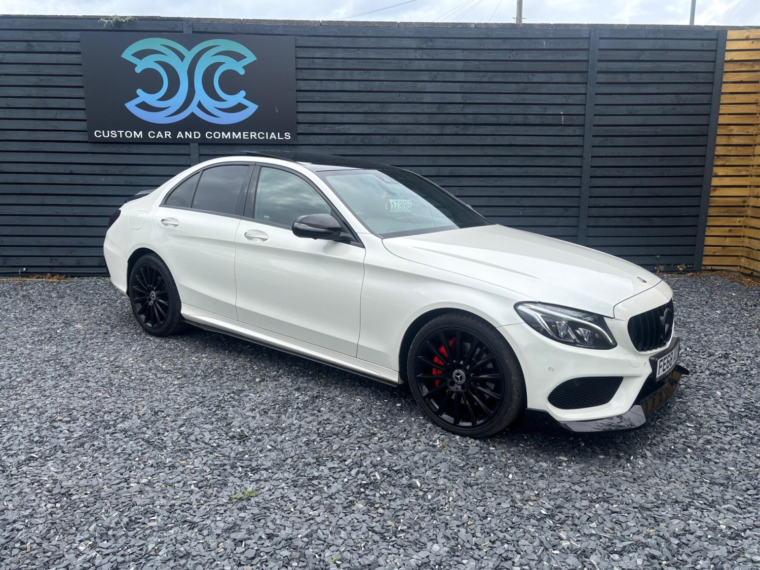 Used Mercedes-Benz C Class 2018 for sale - 76409432: Photo 3