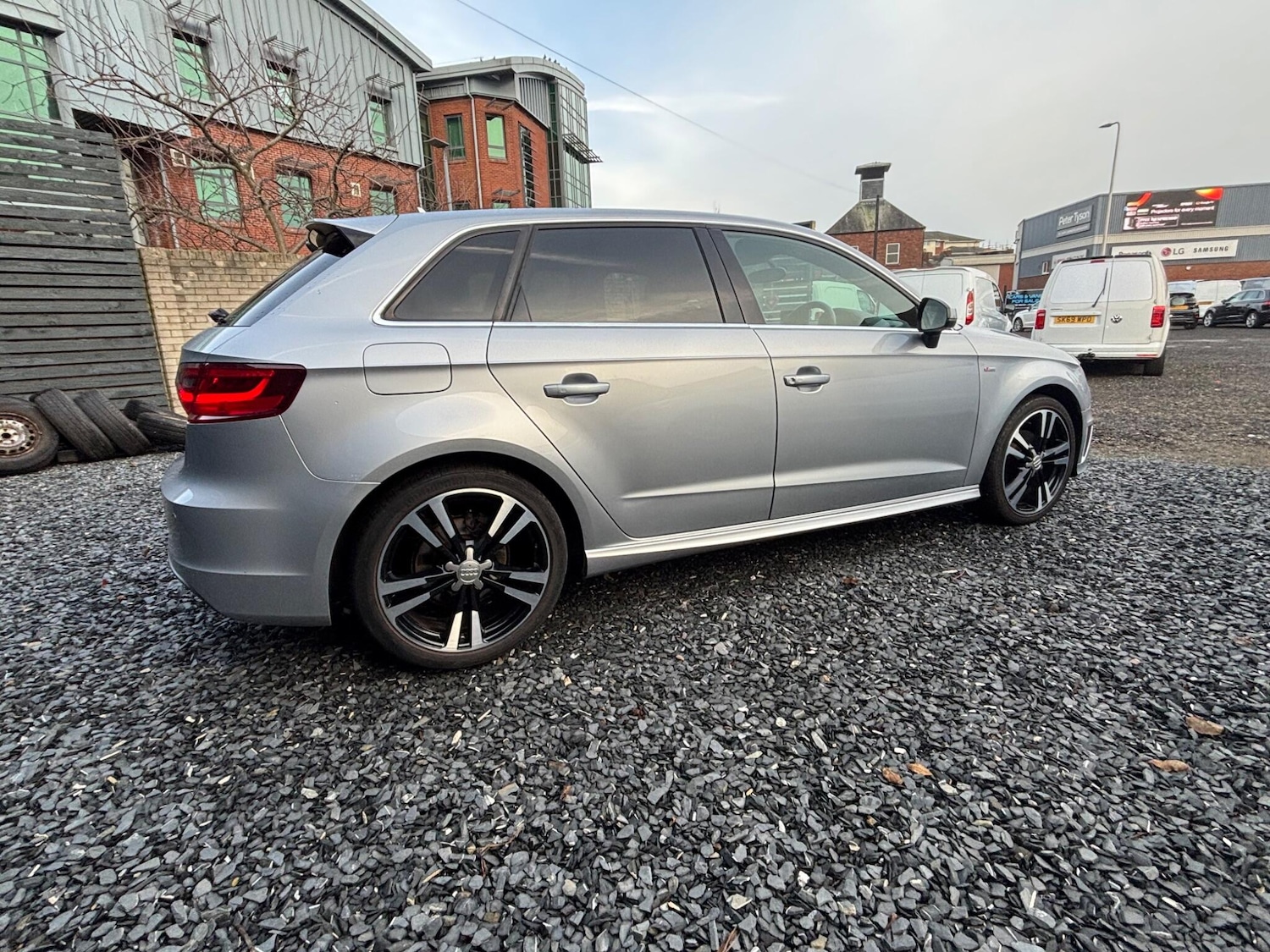 Used Audi A3 2014 for sale - 77143865: Photo 6