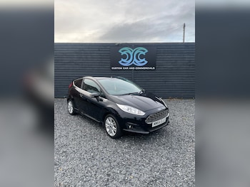 2014 (64) - 1.25 82 Zetec 3dr