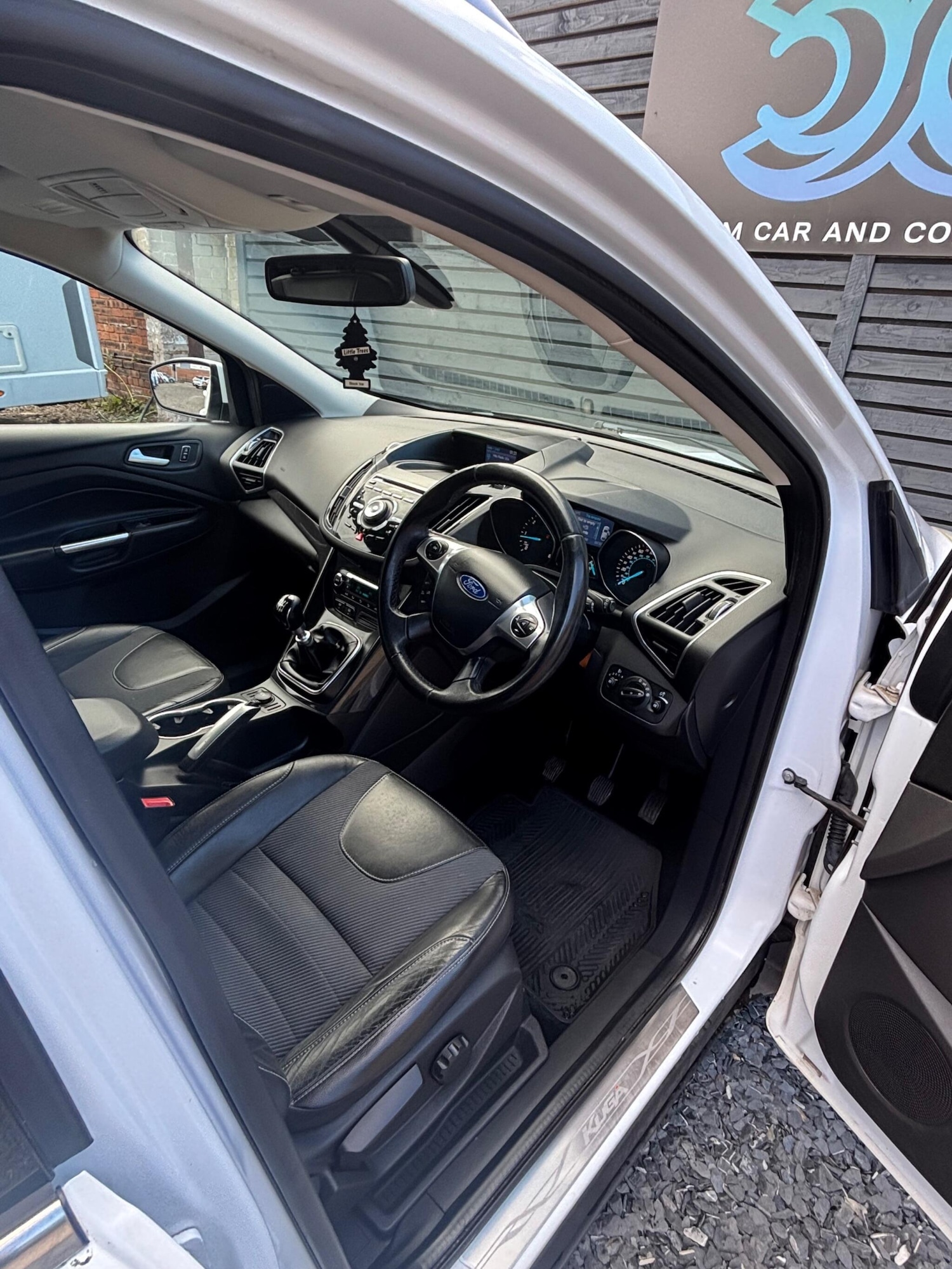 Used Ford Kuga 2013 for sale - 76409258: Photo 10