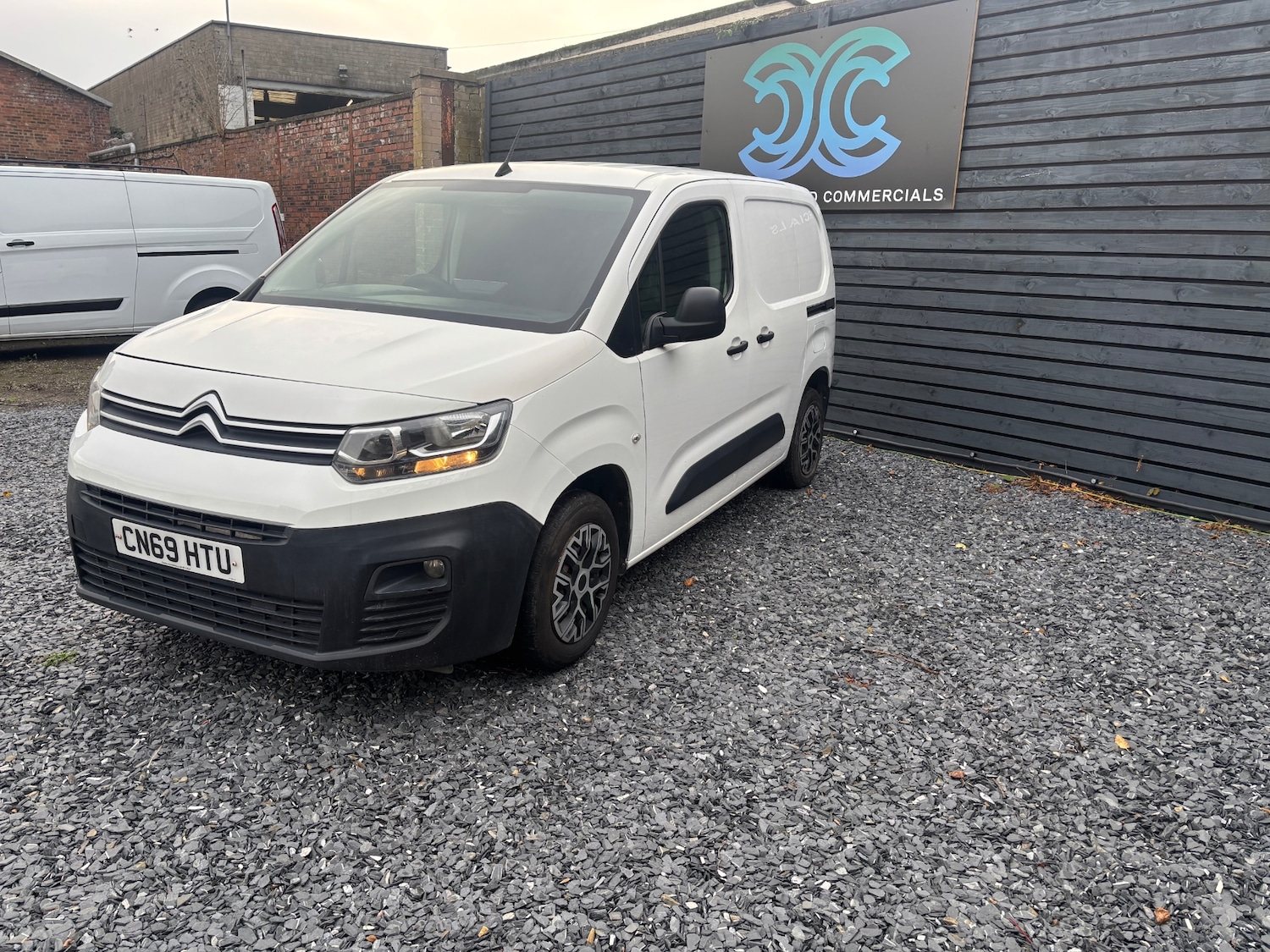 Used Citroen Berlingo 2019 for sale - 76560239: Photo 2