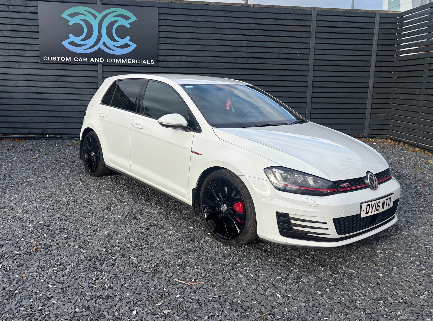 Used Volkswagen Golf 2016 for sale - 76504783: Photo 1