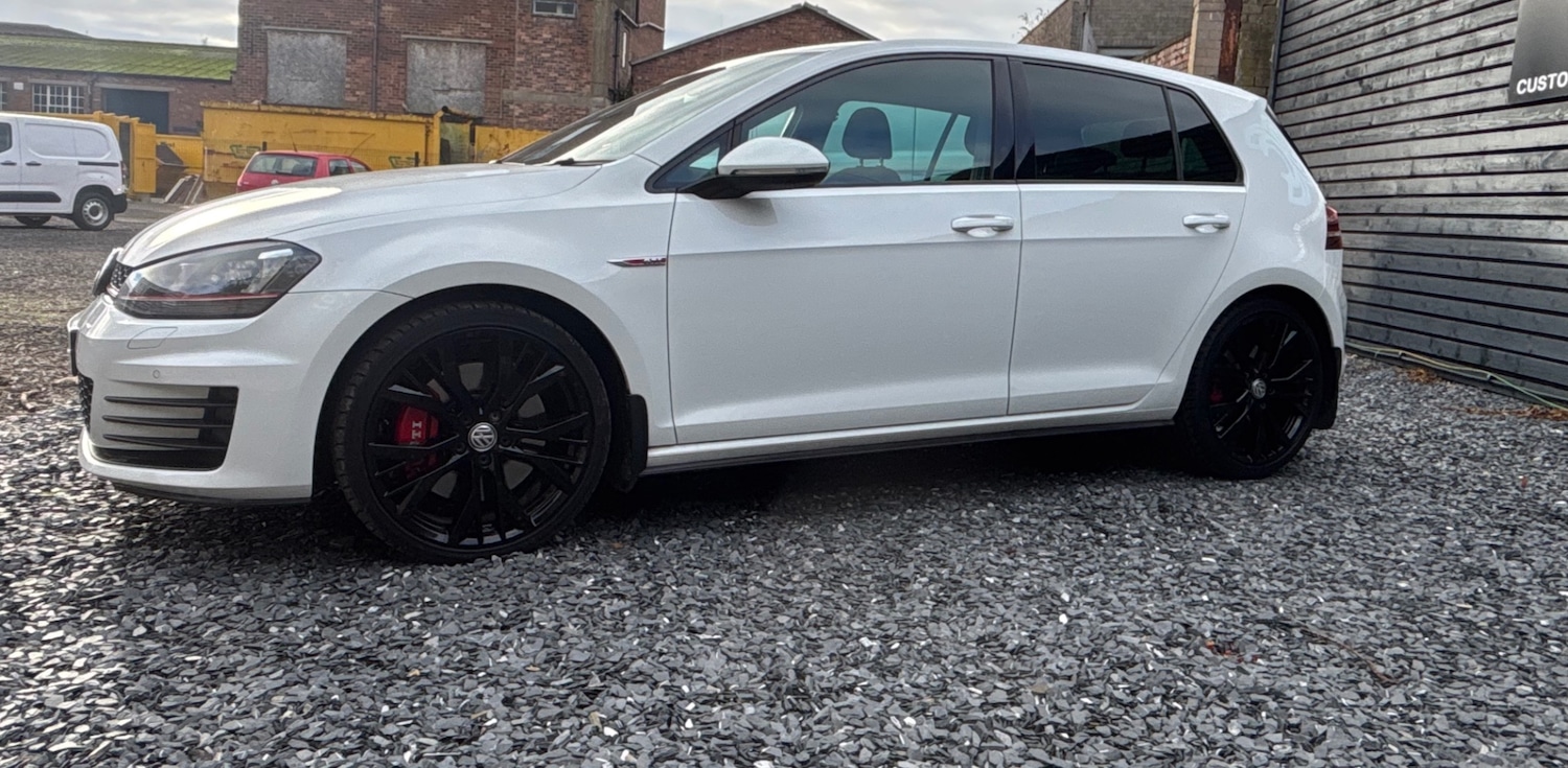 Used Volkswagen Golf 2016 for sale - 76504783: Photo 4