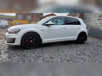 Used Volkswagen Golf 2016 for sale - 76504783: Photo