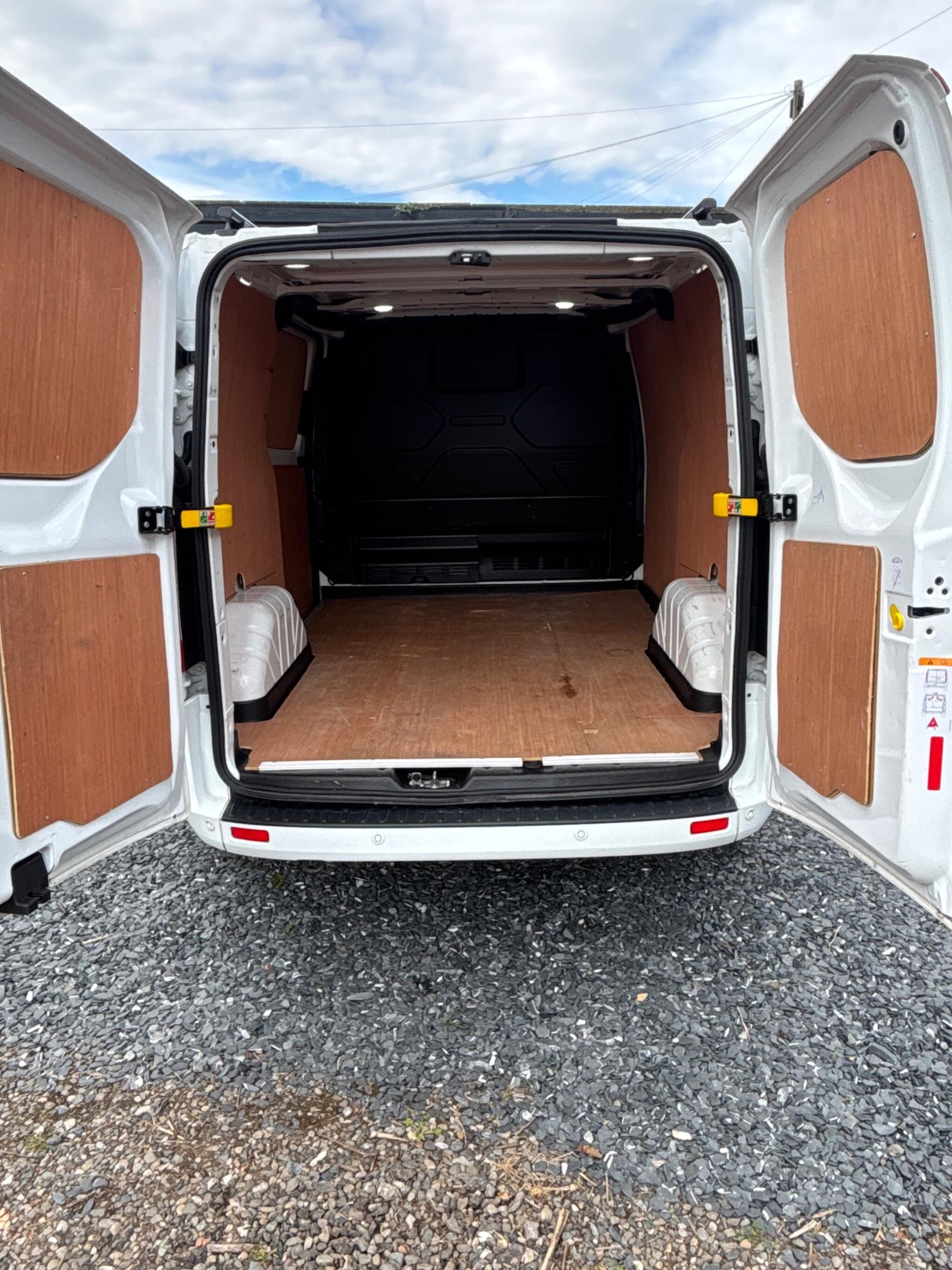 Used Ford Transit Custom 2022 for sale - 76409229: Photo 10