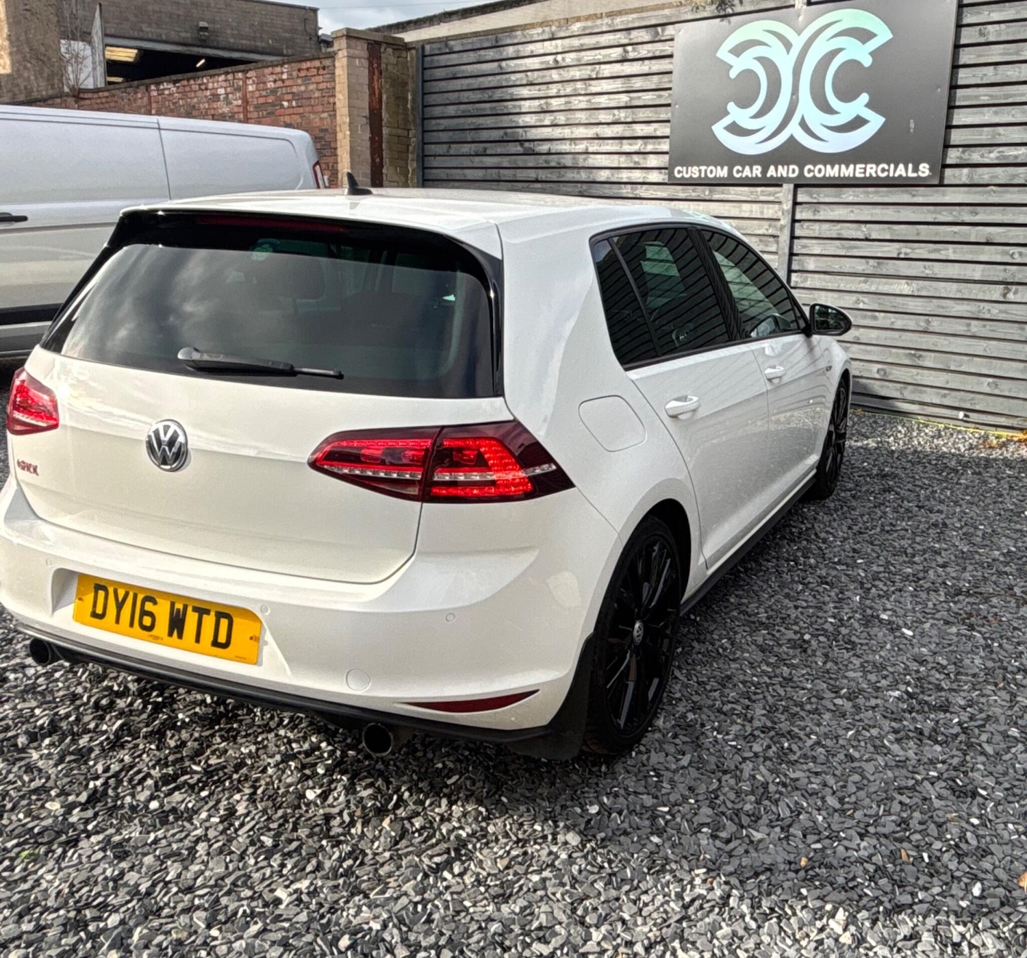 Used Volkswagen Golf 2016 for sale - 76539077: Photo 8