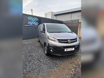 Vauxhall Vivaro feature image