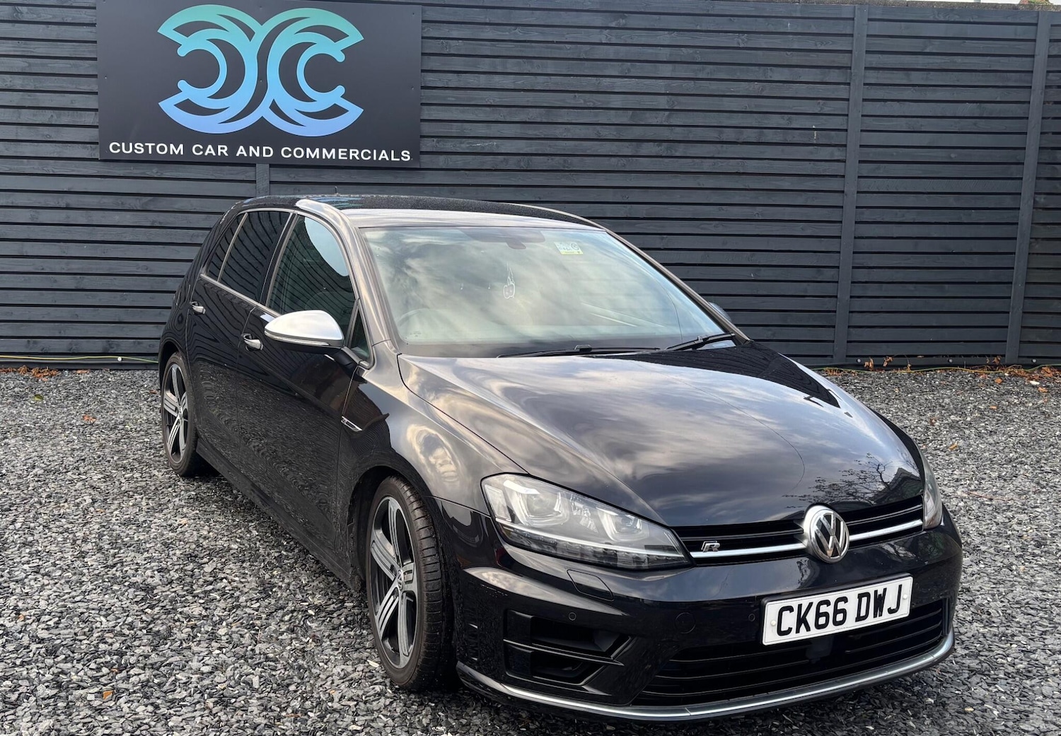 Used Volkswagen Golf 2016 for sale - 76771992: Photo 1