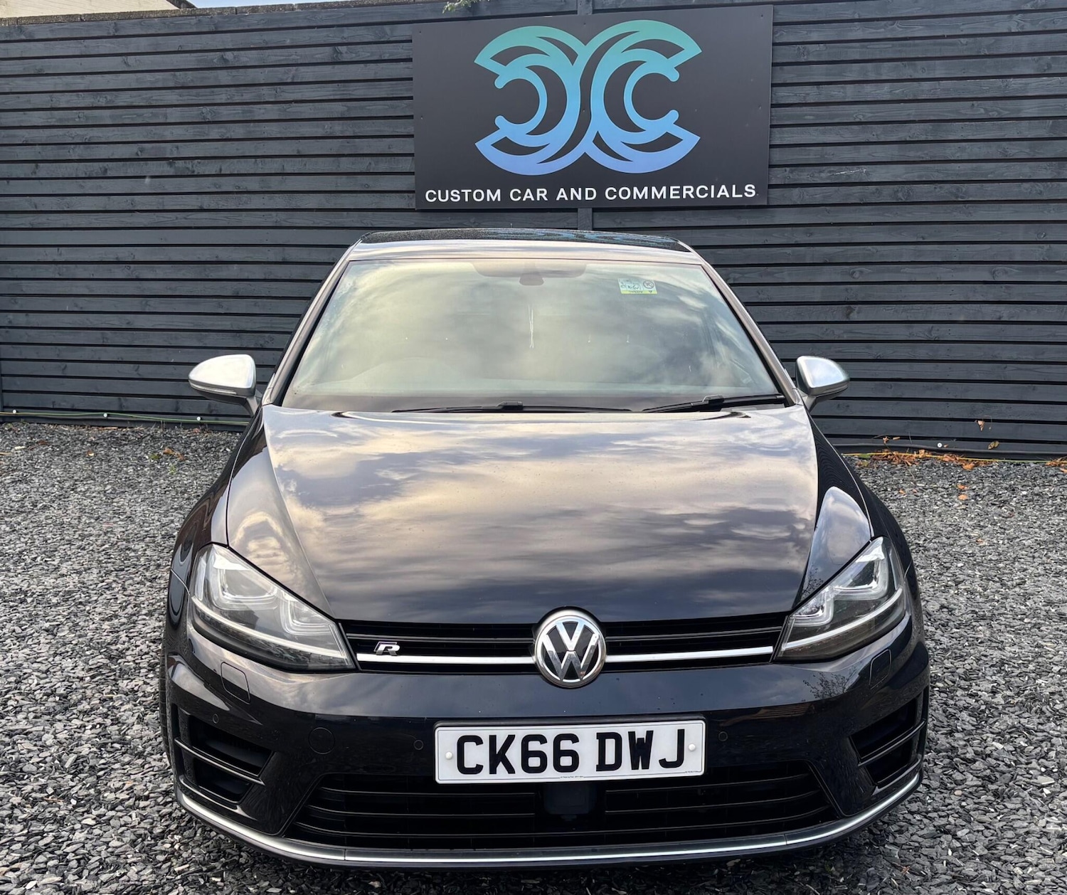 Used Volkswagen Golf 2016 for sale - 76771992: Photo 2