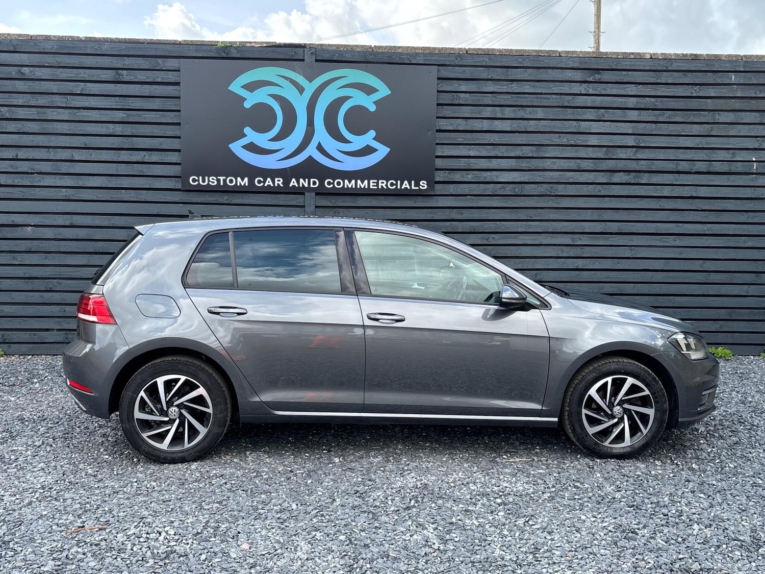 Used Volkswagen Golf 2019 for sale - 76409512: Photo 5