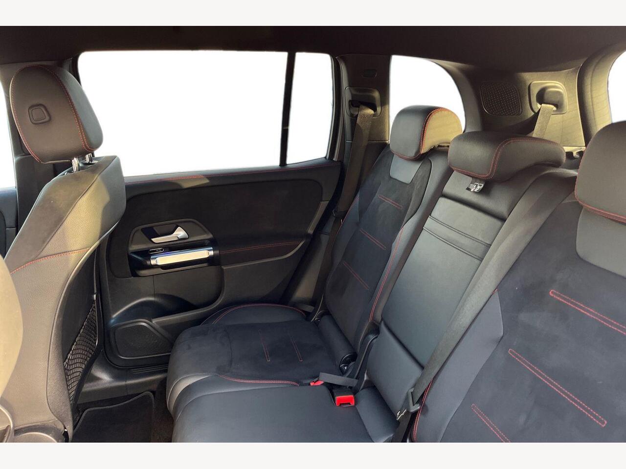 Used Mercedes-Benz GLB 2024 for sale - 77025960: Photo 11