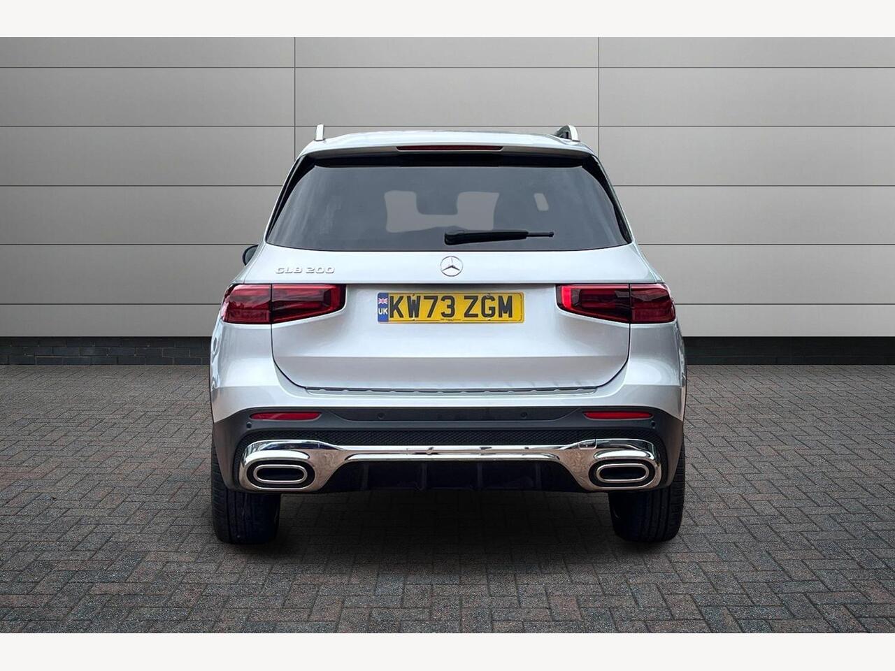 Used Mercedes-Benz GLB 2023 for sale - 76676217: Photo 4