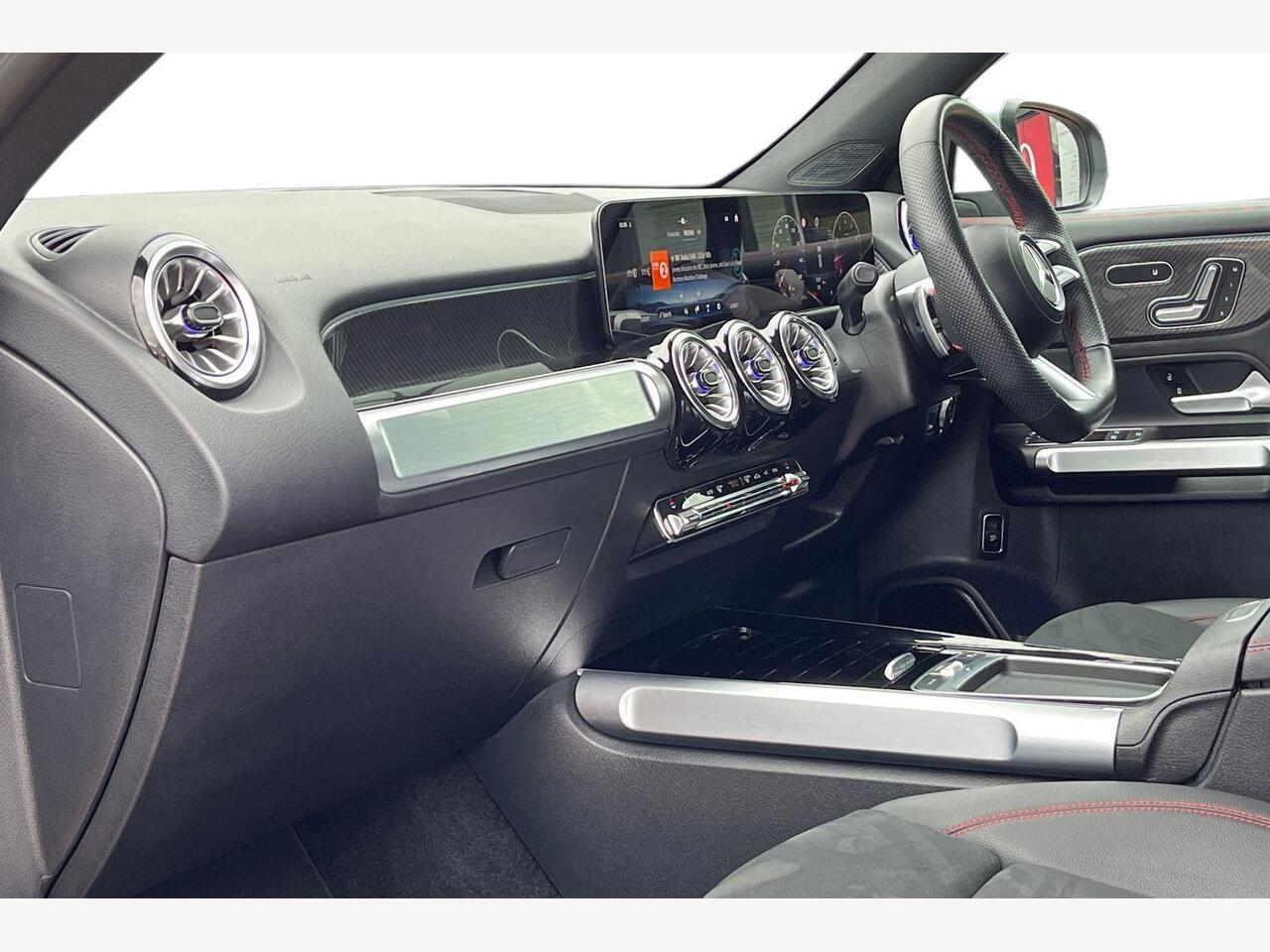 Used Mercedes-Benz GLB 2023 for sale - 76676217: Photo 8