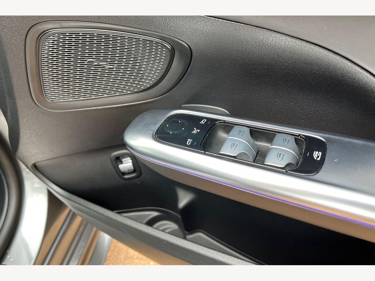 Used Mercedes-Benz C Class 2024 for sale - 76677376: Photo 18