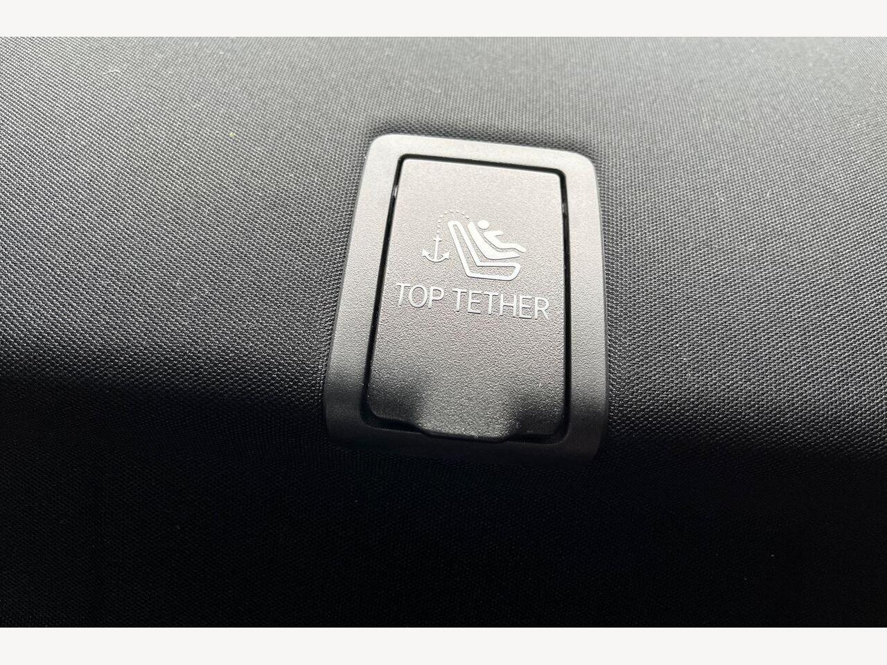 Used Mercedes-Benz C Class 2024 for sale - 76677376: Photo 23