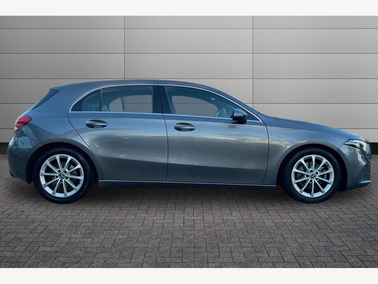 Used Mercedes-Benz A-Class 2019 for sale - 76673817: Photo 5