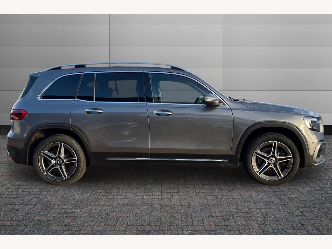 Used Mercedes-Benz GLB 2024 for sale - 76826430: Photo 4