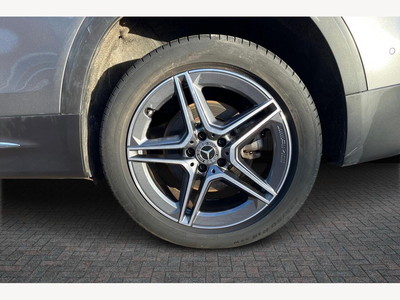 Used Mercedes-Benz GLB 2024 for sale - 76826430: Photo 5