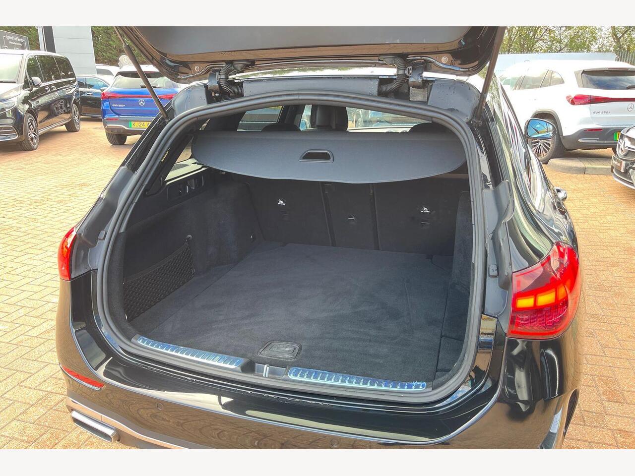 Used Mercedes-Benz C Class 2024 for sale - 77157652: Photo 17